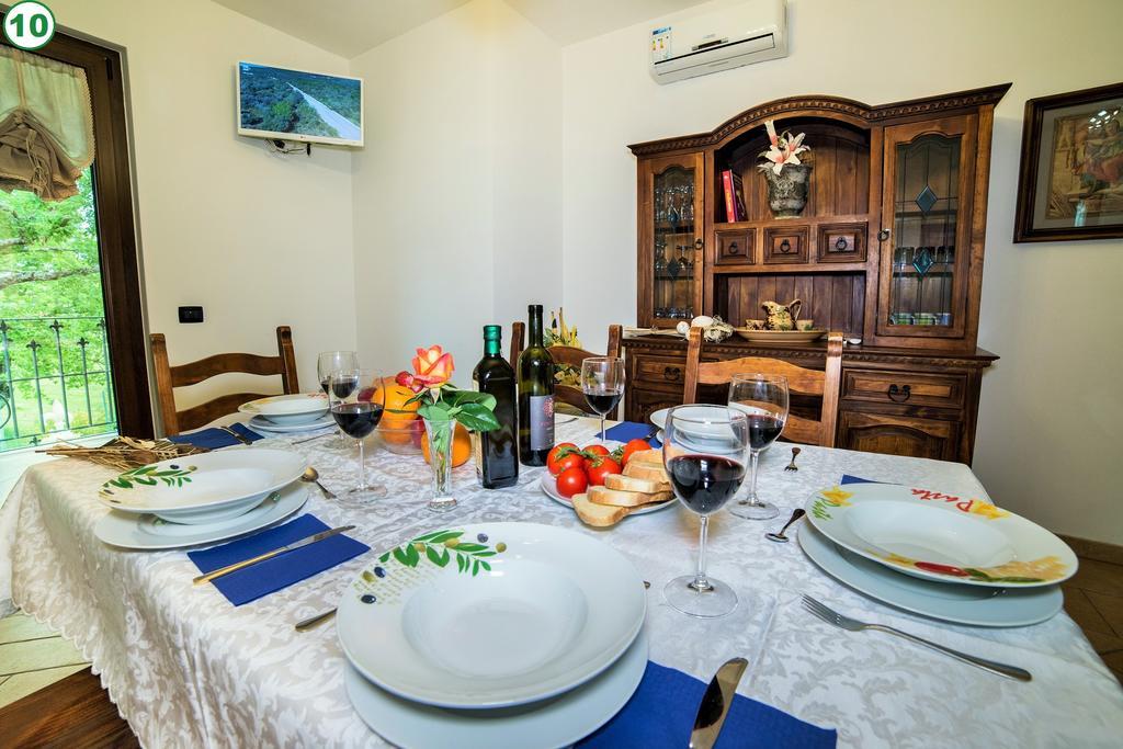 מונטפיאסקונה I Gigli Del Belvedere מראה חיצוני תמונה
