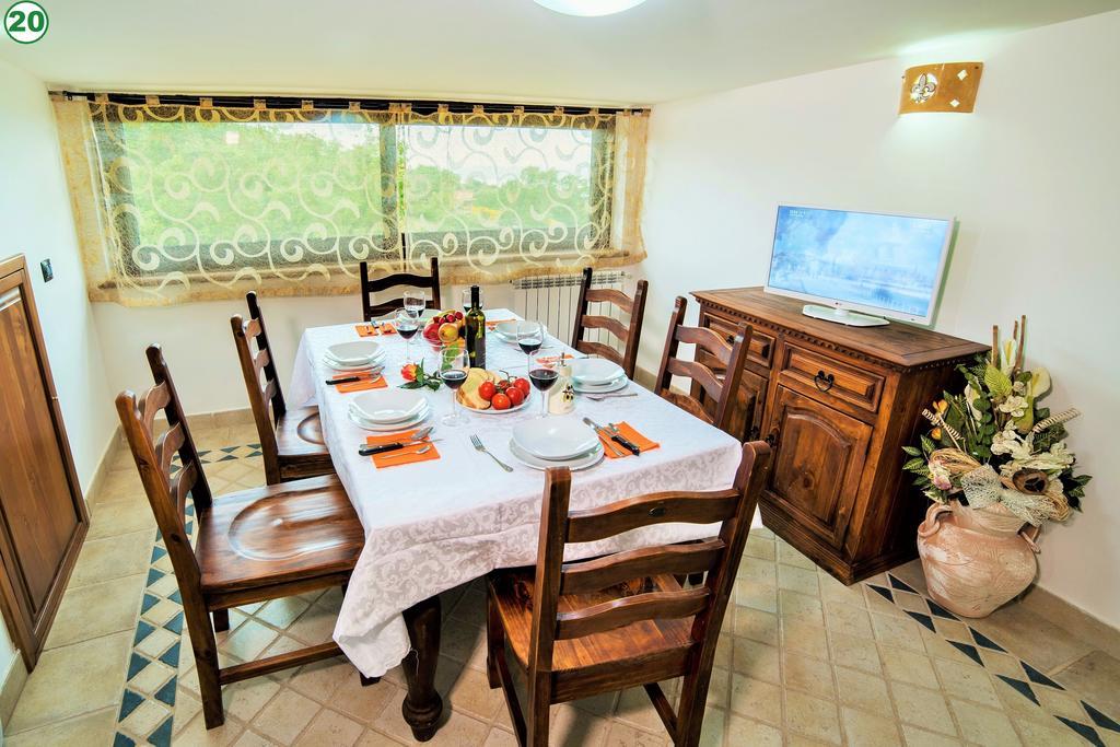 מונטפיאסקונה I Gigli Del Belvedere מראה חיצוני תמונה